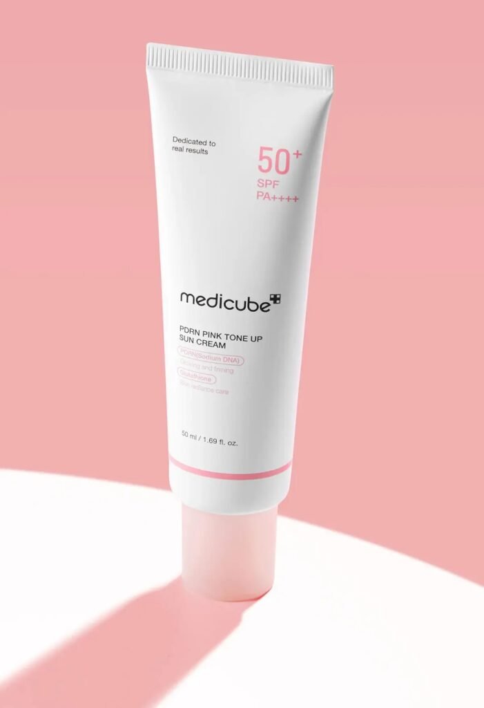 MEDICUBE Pdrn Pink Tone Up Sun Cream SPF50+ PA++++